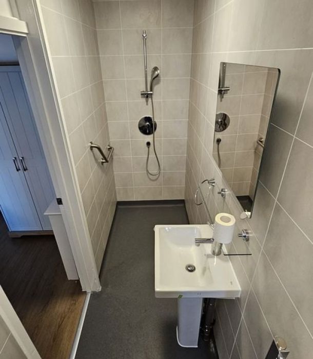 En-suite shower room